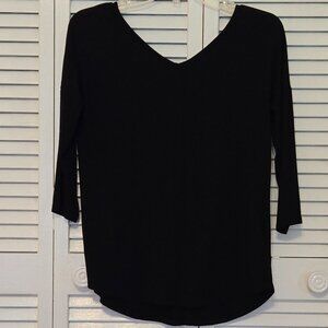 Tahari Black 3/4 Sleeve V-Neck Top - Size XS